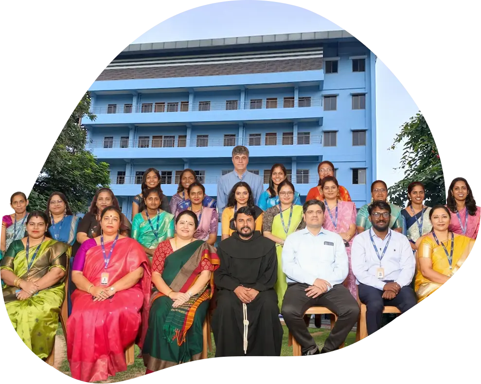 teachers_front_of_the_IIPR